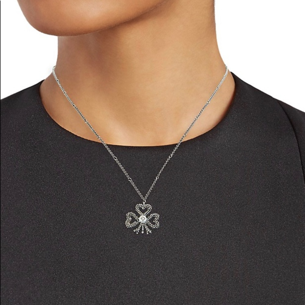 Authentic GUCCI 925 silver Clover heart bow logo pendant and necklace - Picture 4 of 10